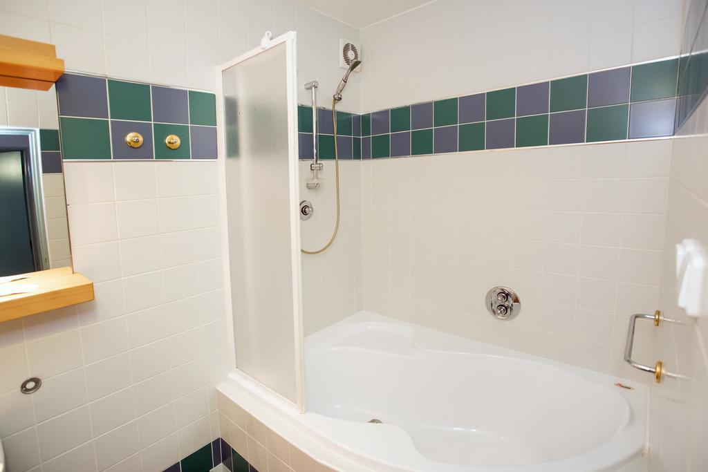 Hotel Laguna Ceske Budejovice Bilik gambar