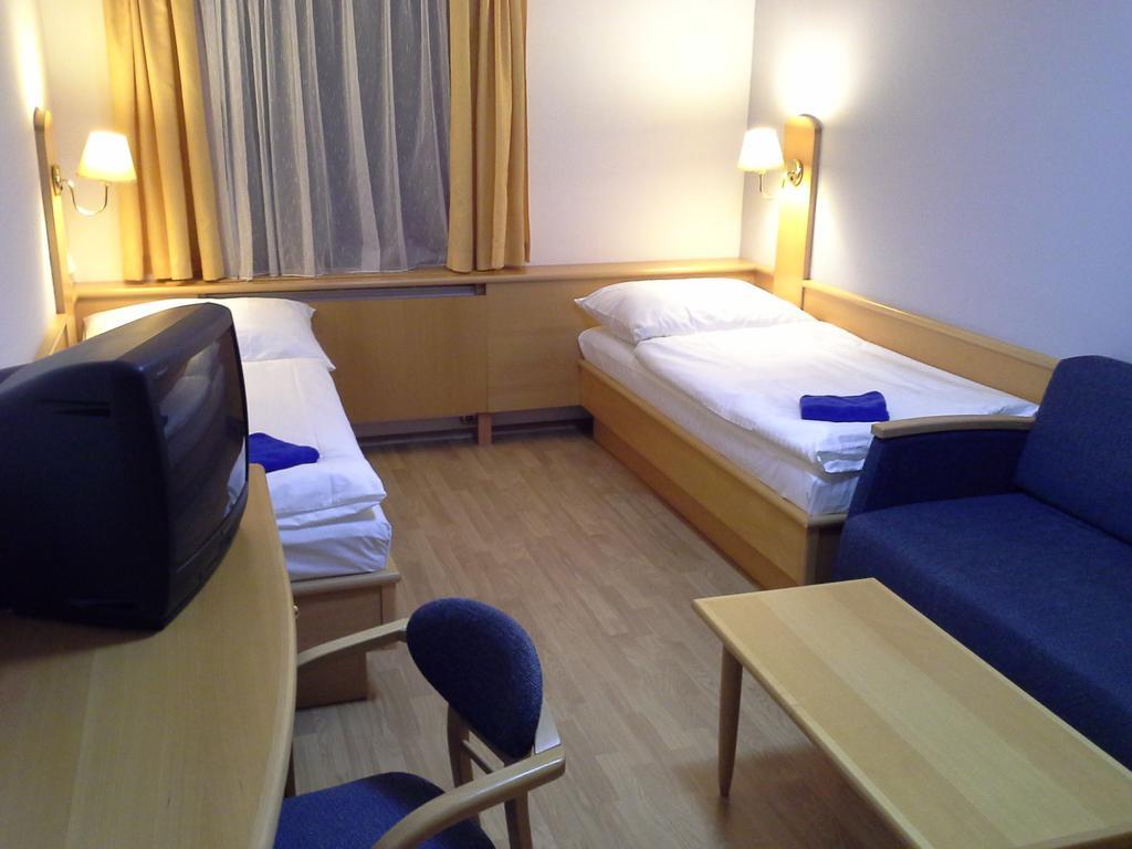 Hotel Laguna Ceske Budejovice Bilik gambar